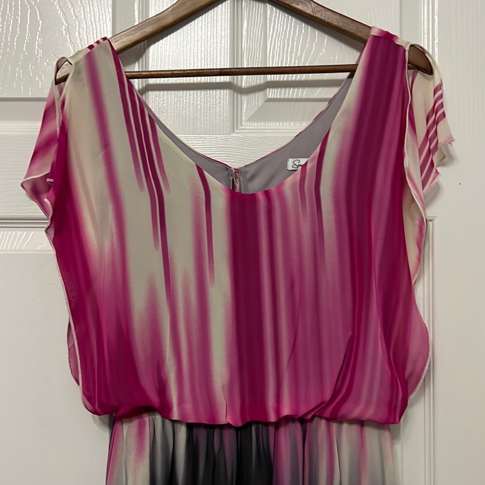 Light and breezy dress with gray lining.